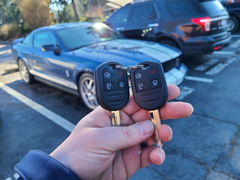 Remote-Key Upgrade on 2008 Ford Mustang Cobra - Locksmith Job in Kent, WA
